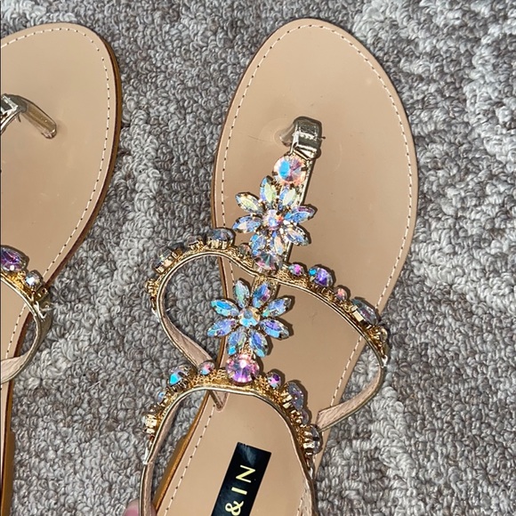 NWT Shein bling sandals - Picture 2 of 4